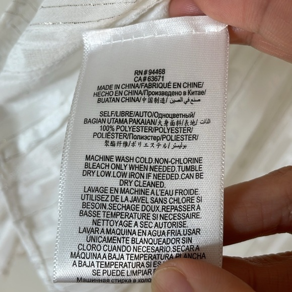 NWT. BCBGMAXAZRIA XS Shimmer Off-White Textured Ruffle Blouse. - Picture 7 of 12